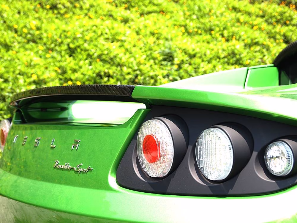 省招牌 Tesla Roadster Sport 2.5