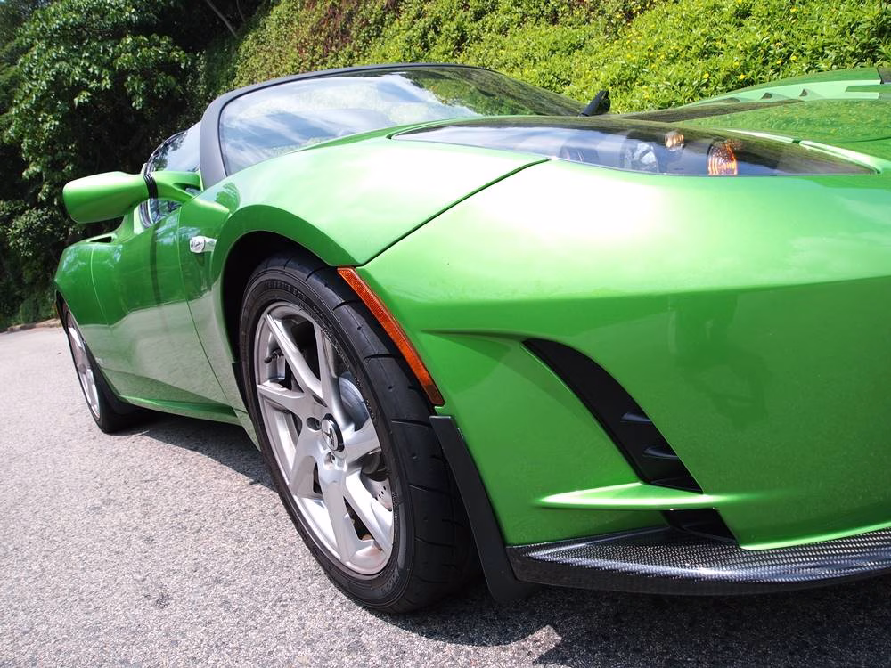 省招牌 Tesla Roadster Sport 2.5