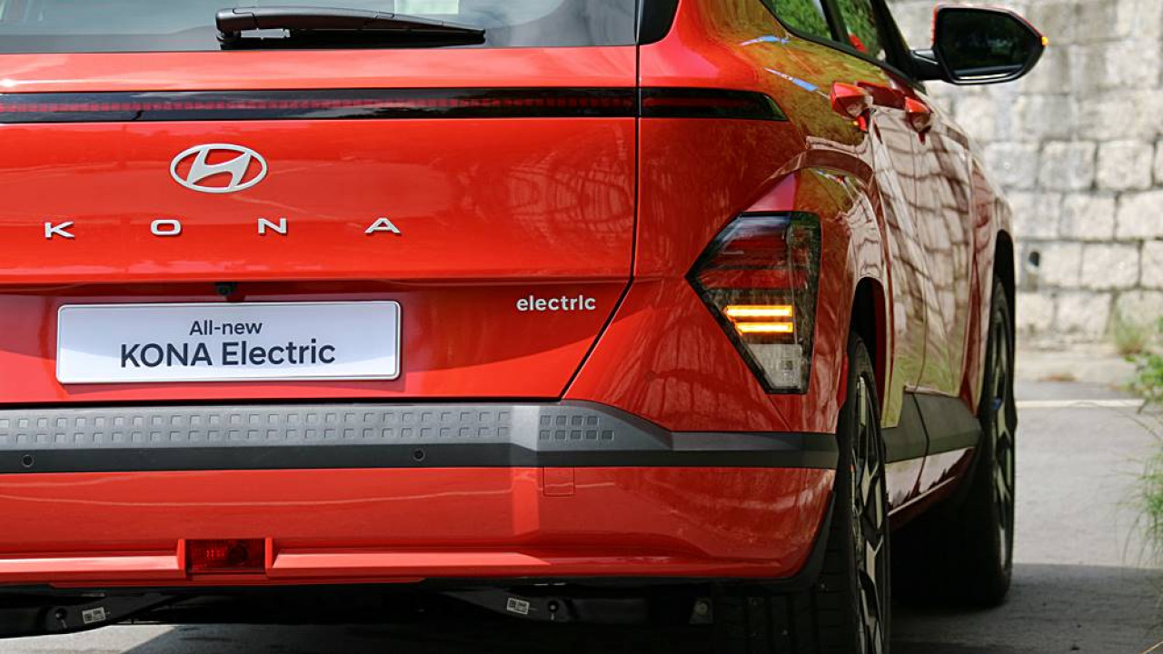 科幻一新 Hyundai Kona Electric Range+