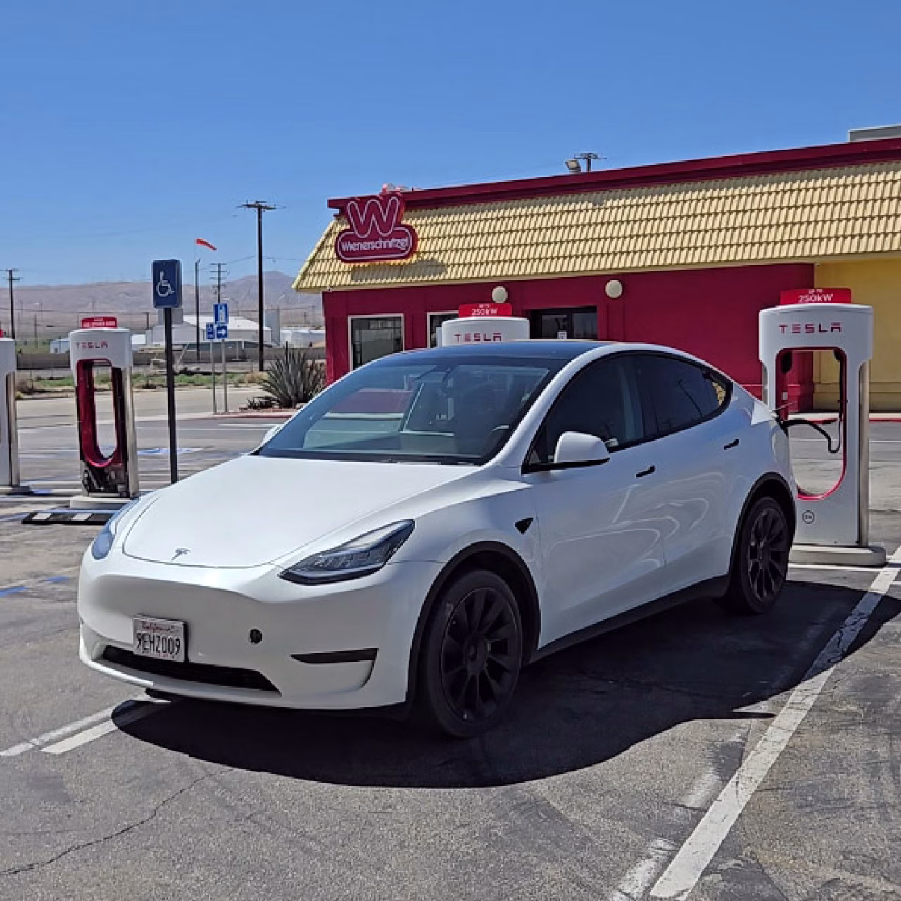 租車奇遇記 (3) - Tesla Model Y,  美國