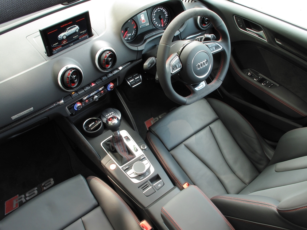 羊皮狼心 Audi RS3 Sportback