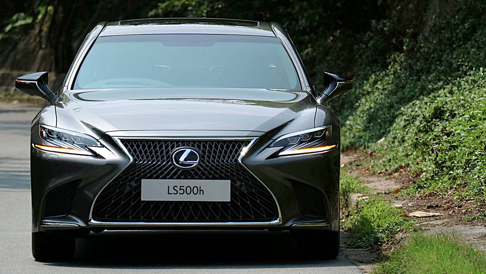 舒服到一個點 Lexus LS500h Premium