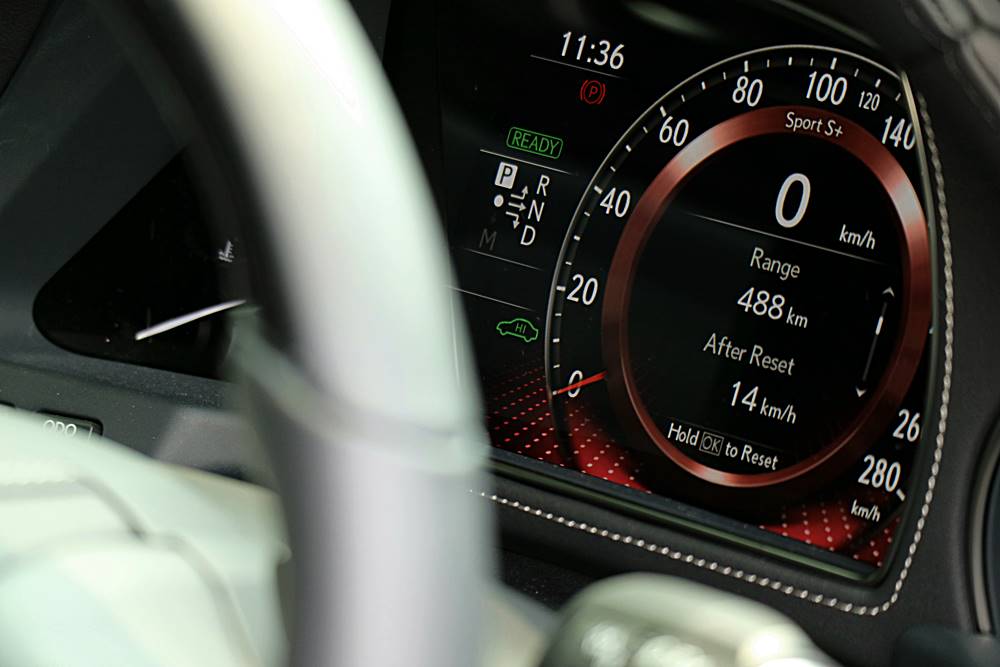 舒服到一個點 Lexus LS500h Premium