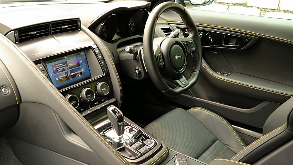 被馴化的傲慢 Jaguar F-Type 400 Sport Coupé