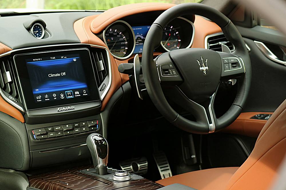 誘惑 Maserati Ghibli