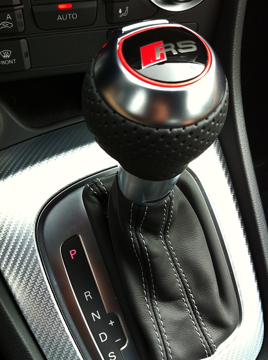 變形金剛 - 2014 Audi RS Q3 Review