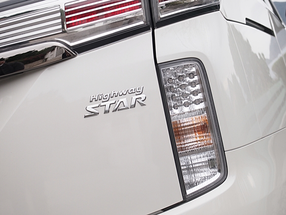 豪華享受 Nissan Elgrand 250