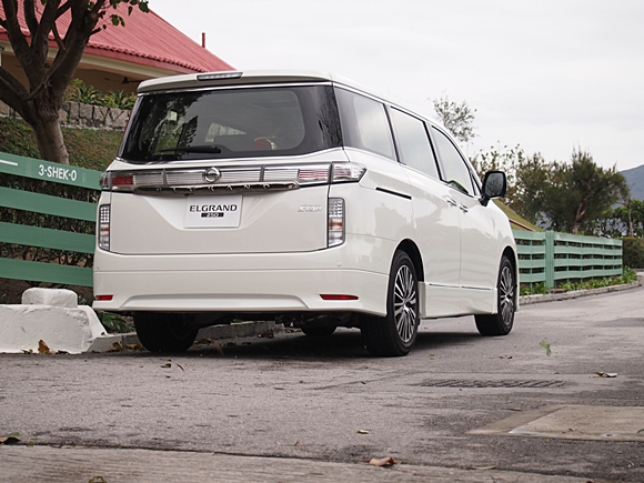 豪華享受 Nissan Elgrand 250