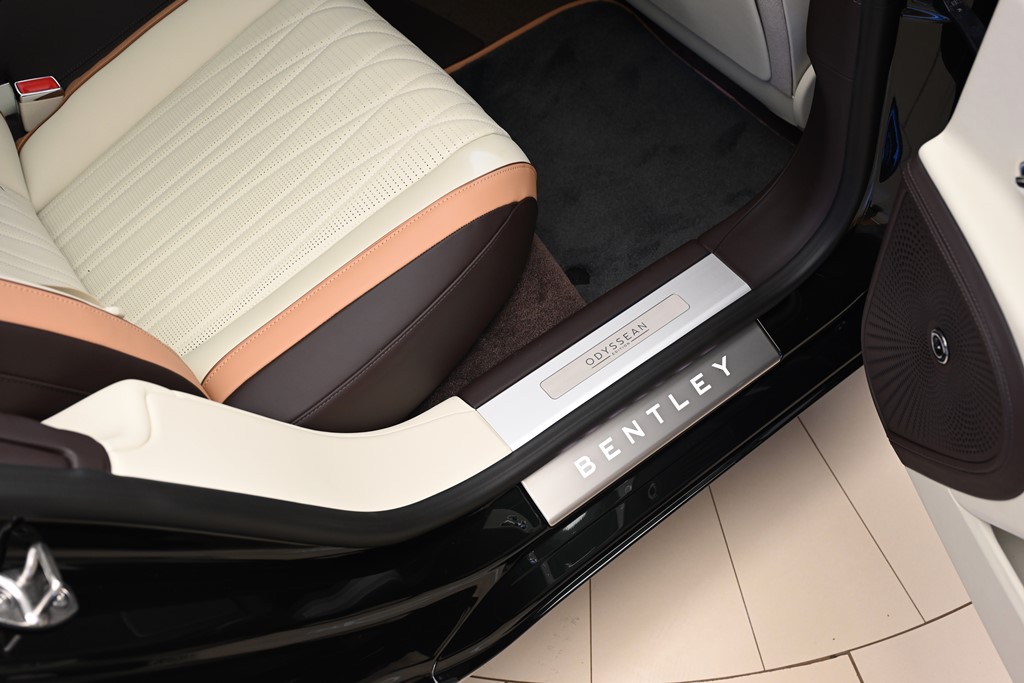 賓利Flying Spur Hybrid 正式在香港推出