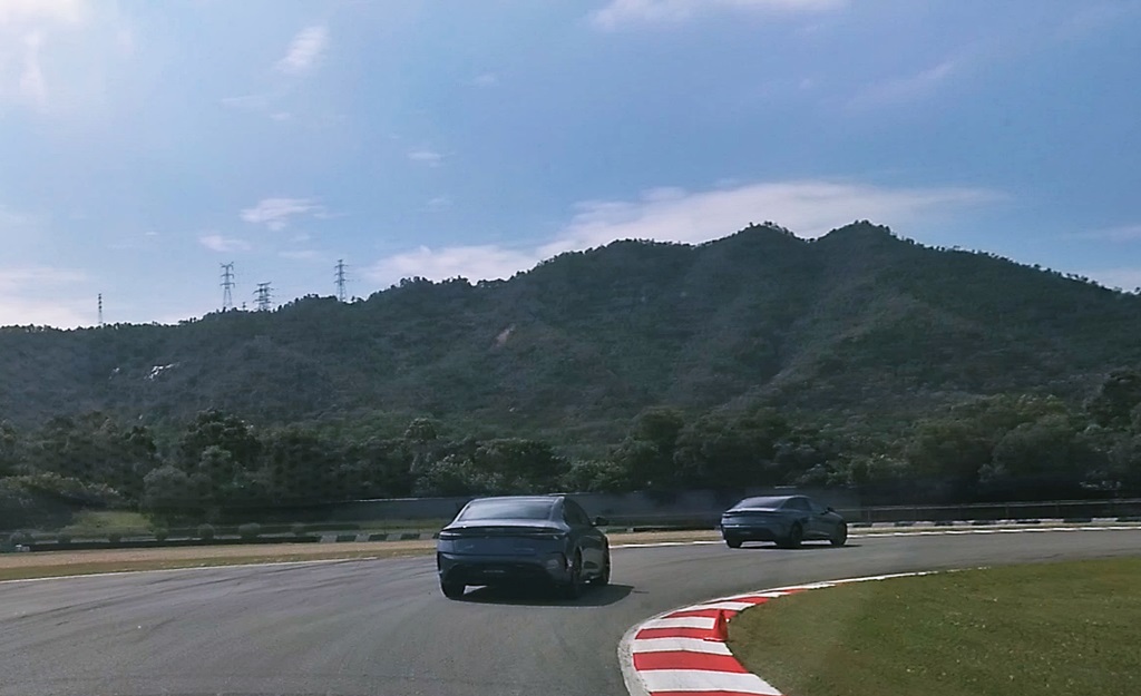 賽道測試BYD Seal AWD