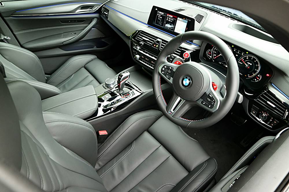 超出預期 BMW M5