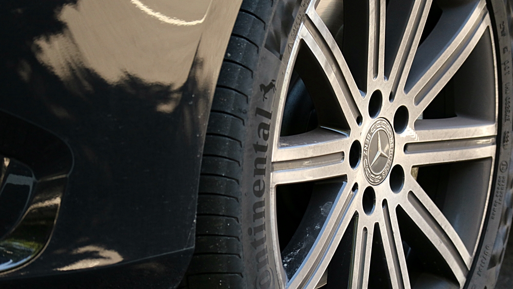 超晒班 Mercedes-Benz Vito 124