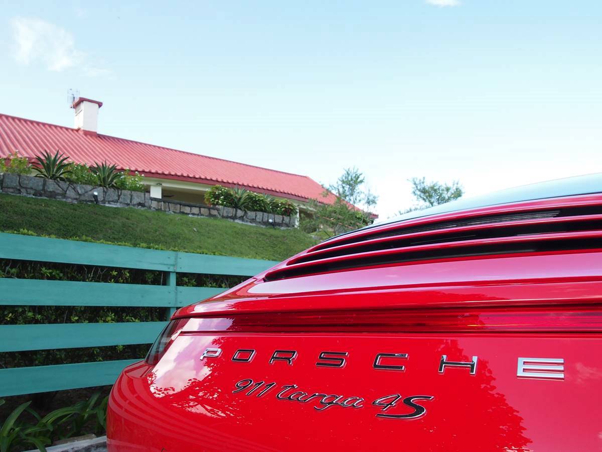 鐵漢柔情 - Porsche 911 Targa