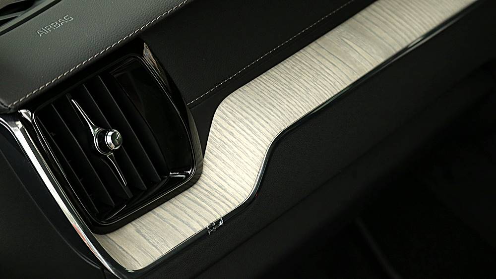 鐵漢柔情 Volvo XC60 T5 Inscription