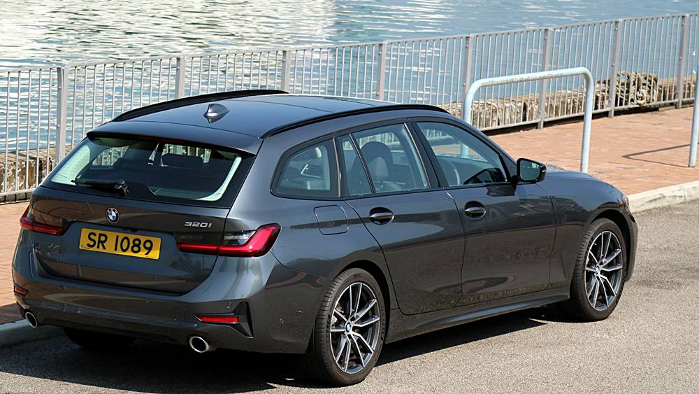 長測報告 BMW 320iA touring sport