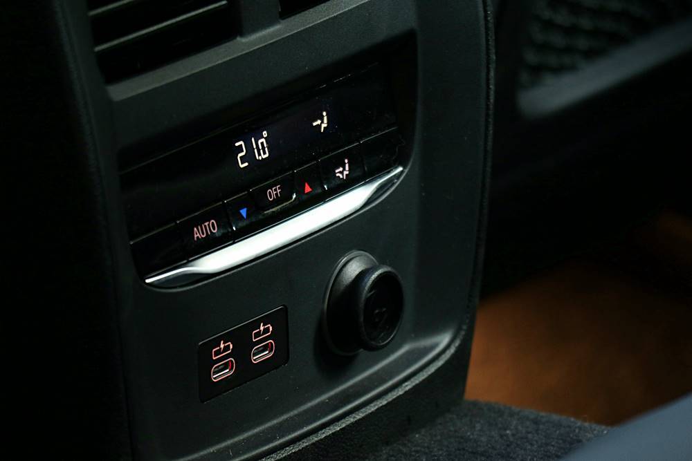 長測報告 BMW 320iA touring sport