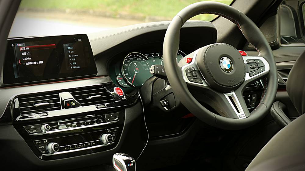 長測報告 BMW M5