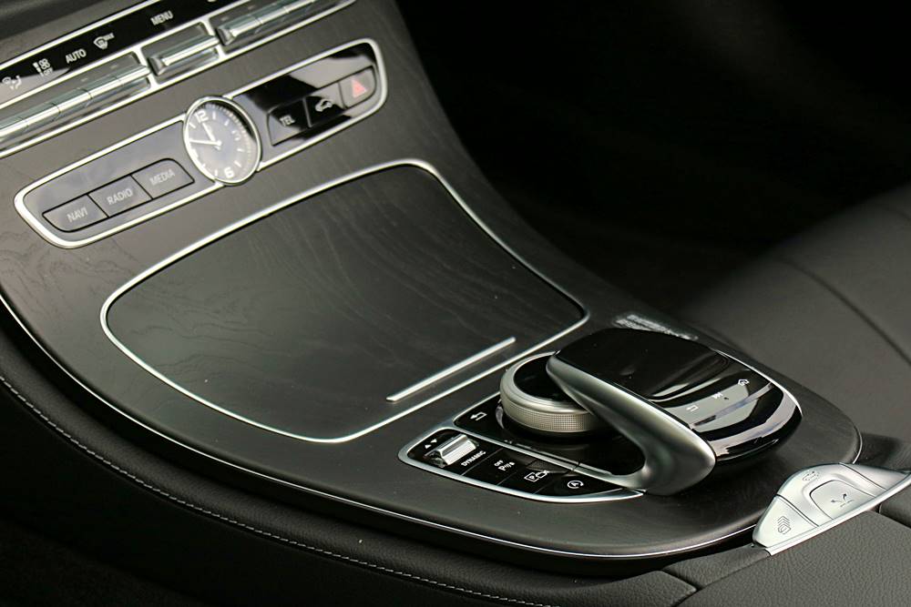 開篷型好多 Mercedes-Benz E 300 Cabriolet