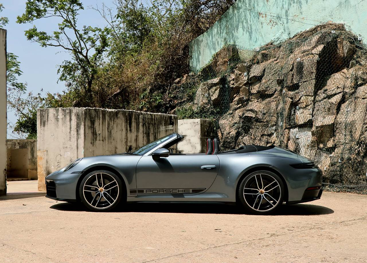 開篷的浪漫 Porsche 911 Carrera Cabriolet