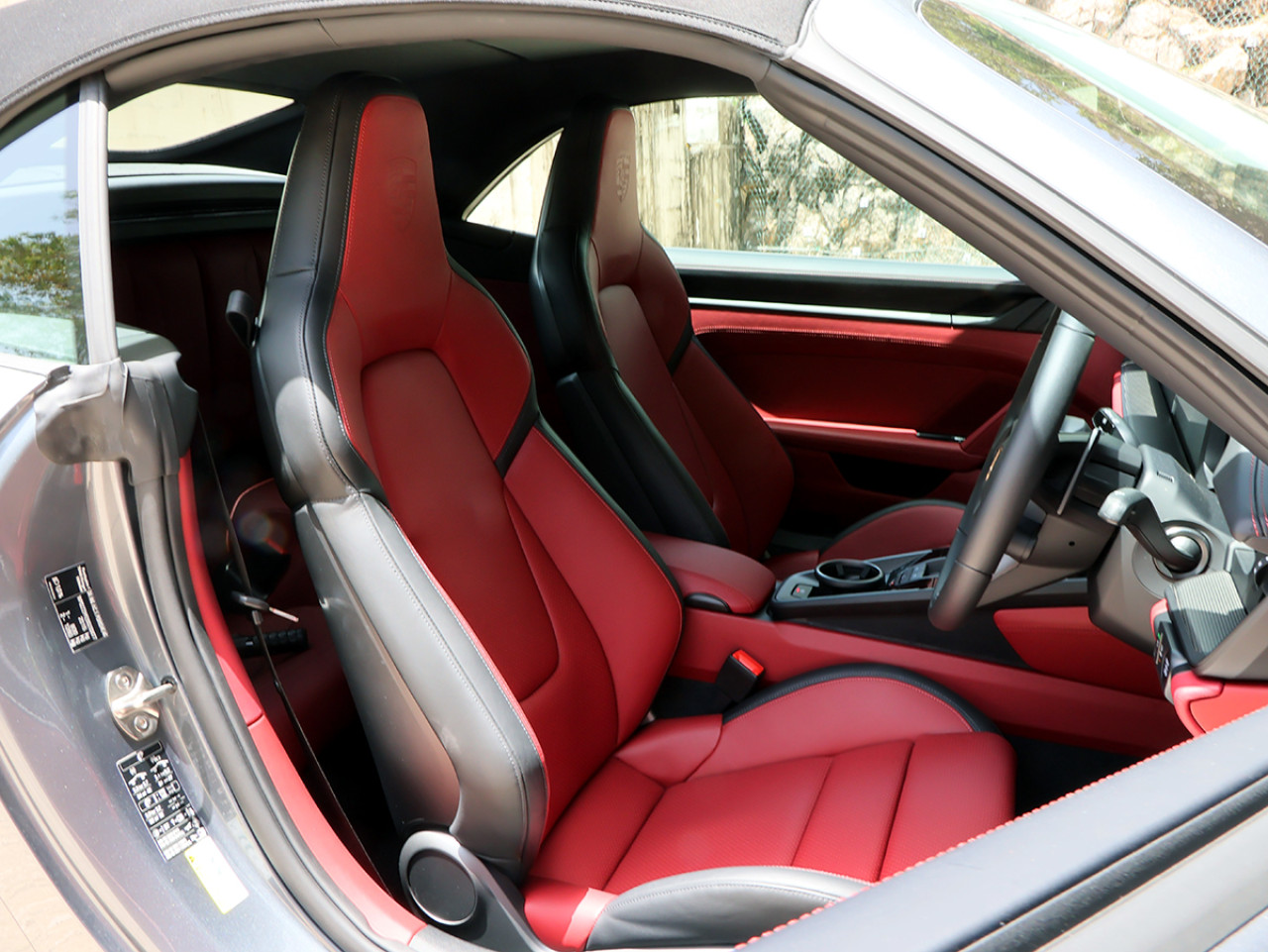 開篷的浪漫 Porsche 911 Carrera Cabriolet