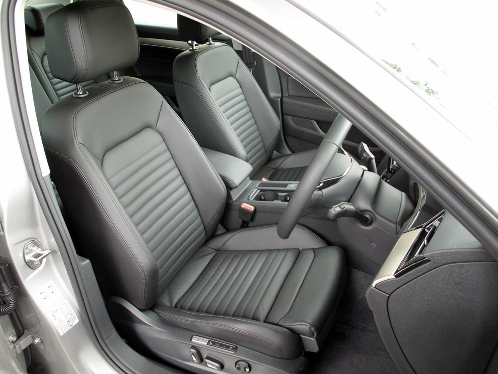 齊料 Volkswagen Passat 280 TSI ACT R-Line Sport SE