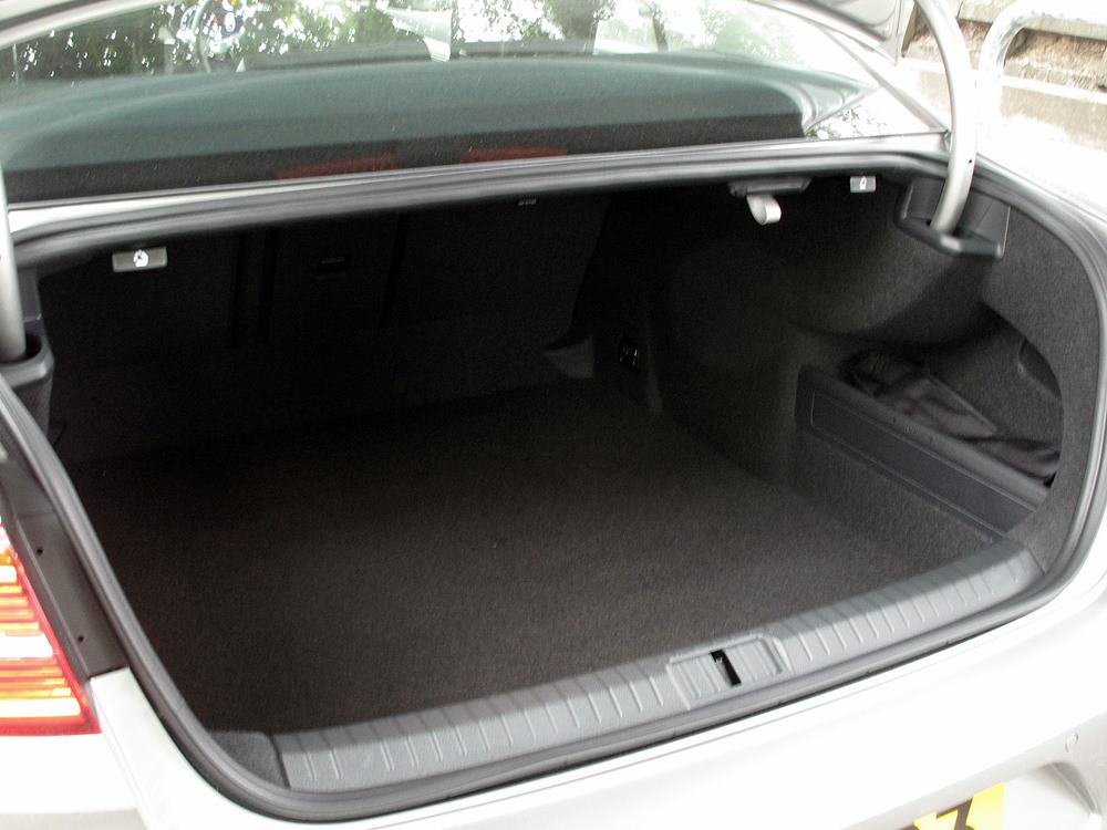 齊料 Volkswagen Passat 280 TSI ACT R-Line Sport SE