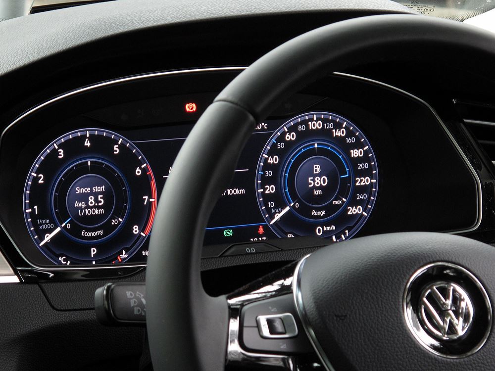 齊料 Volkswagen Passat 280 TSI ACT R-Line Sport SE