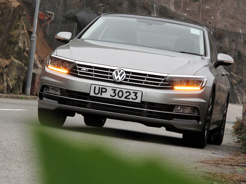 齊料 Volkswagen Passat 280 TSI ACT R-Line Sport SE