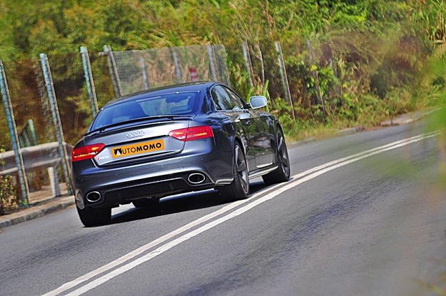 2010 Audi RS5 4.2 quattro