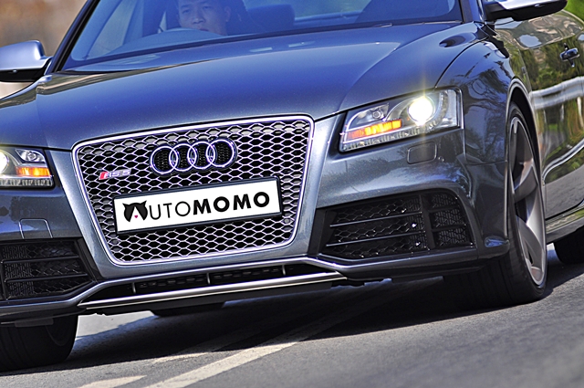 2010 Audi RS5 4.2 quattro