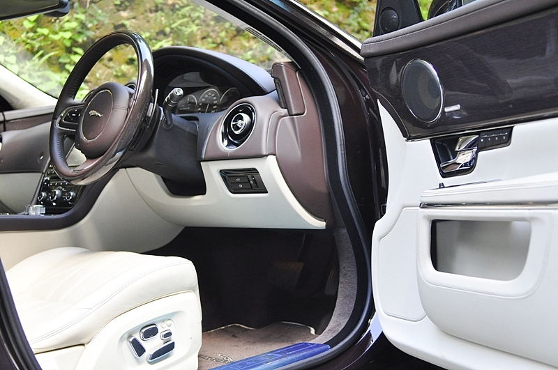 2010 Jaguar XJ 5.0 V8