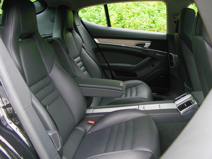 2010 Porsche Panamera 4S