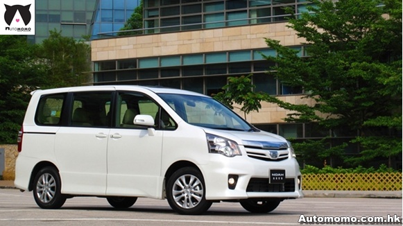 2010 Toyota Noah Luxury