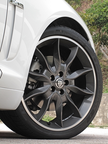 2011 Jaguar XF 3.0 Sport