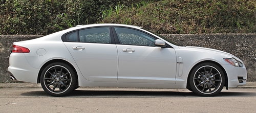 2011 Jaguar XF 3.0 Sport