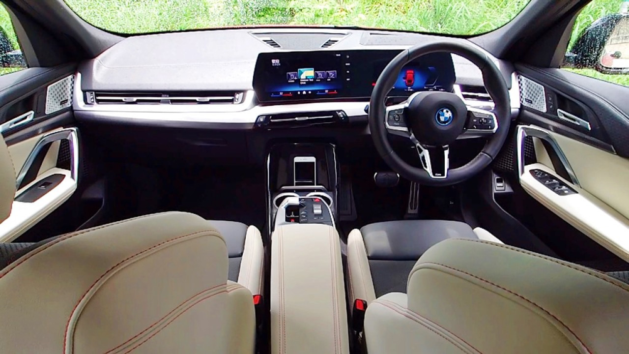 2024 BMW iX2 xDrive30