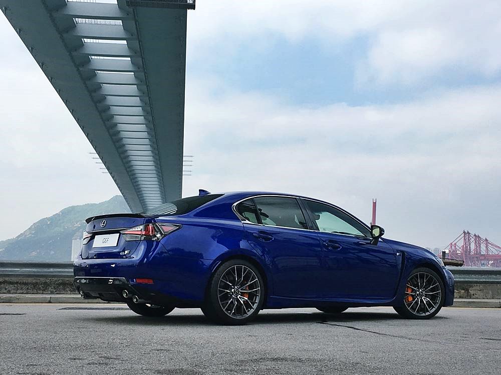 5公升巨肺的浪漫 Lexus GS F