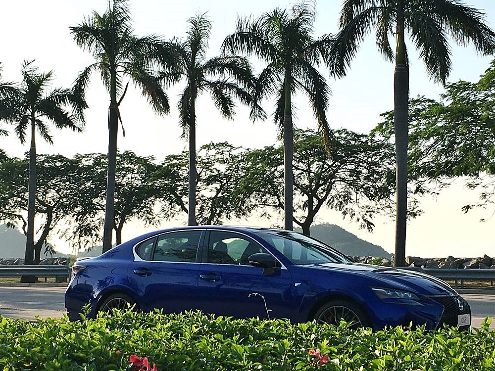 5公升巨肺的浪漫 Lexus GS F