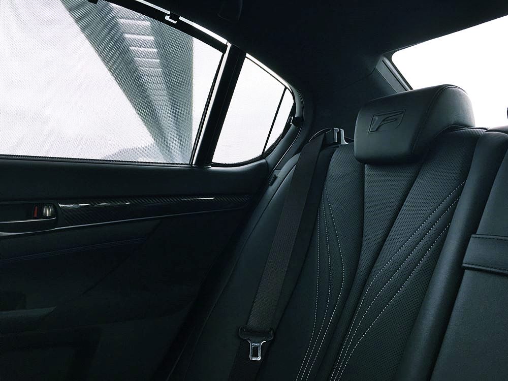 5公升巨肺的浪漫 Lexus GS F