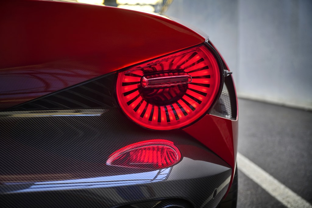 Alfa Romeo 33 Stradale 傳奇重生