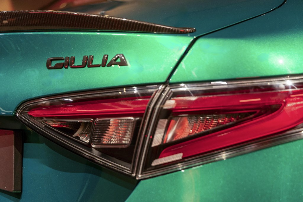 Alfa Romeo Quadrifoglio 100° Anniversario百周年特別版