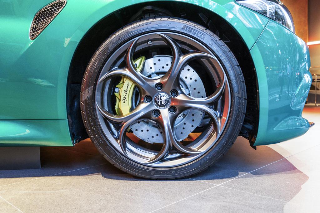 Alfa Romeo Quadrifoglio 100° Anniversario百周年特別版