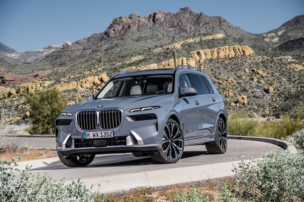 BMW X7 facelift 改玩頭燈