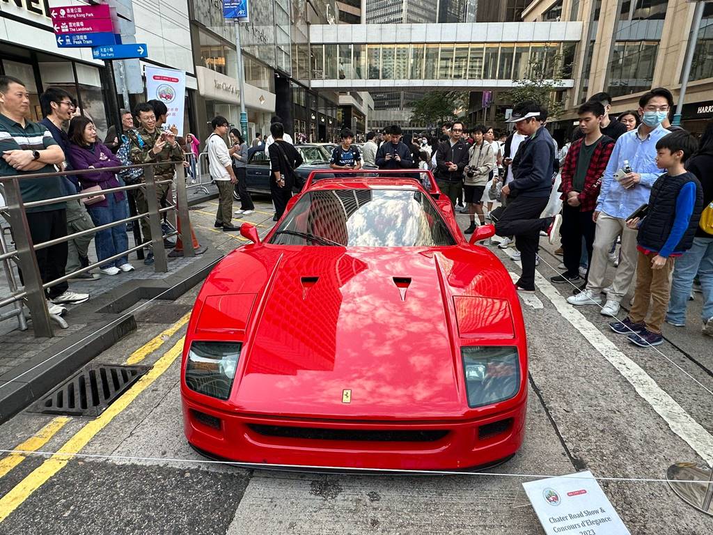 <strong>Best Coupe</strong>：1991 Ferrari F40