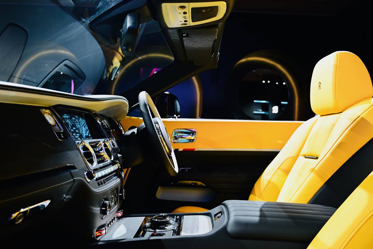 Black Badge Dawn Landspeed Collection