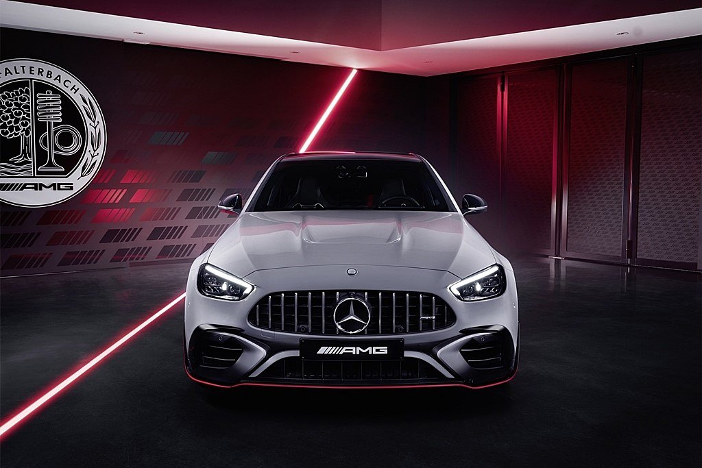 Mercedes-AMG C63 S E Performance F1 Edition