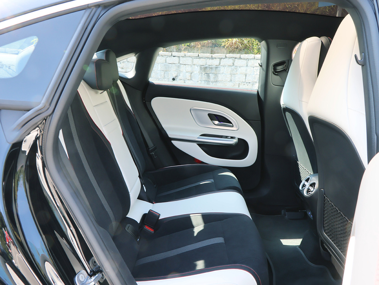 Mercedes-Benz CLA250+ 