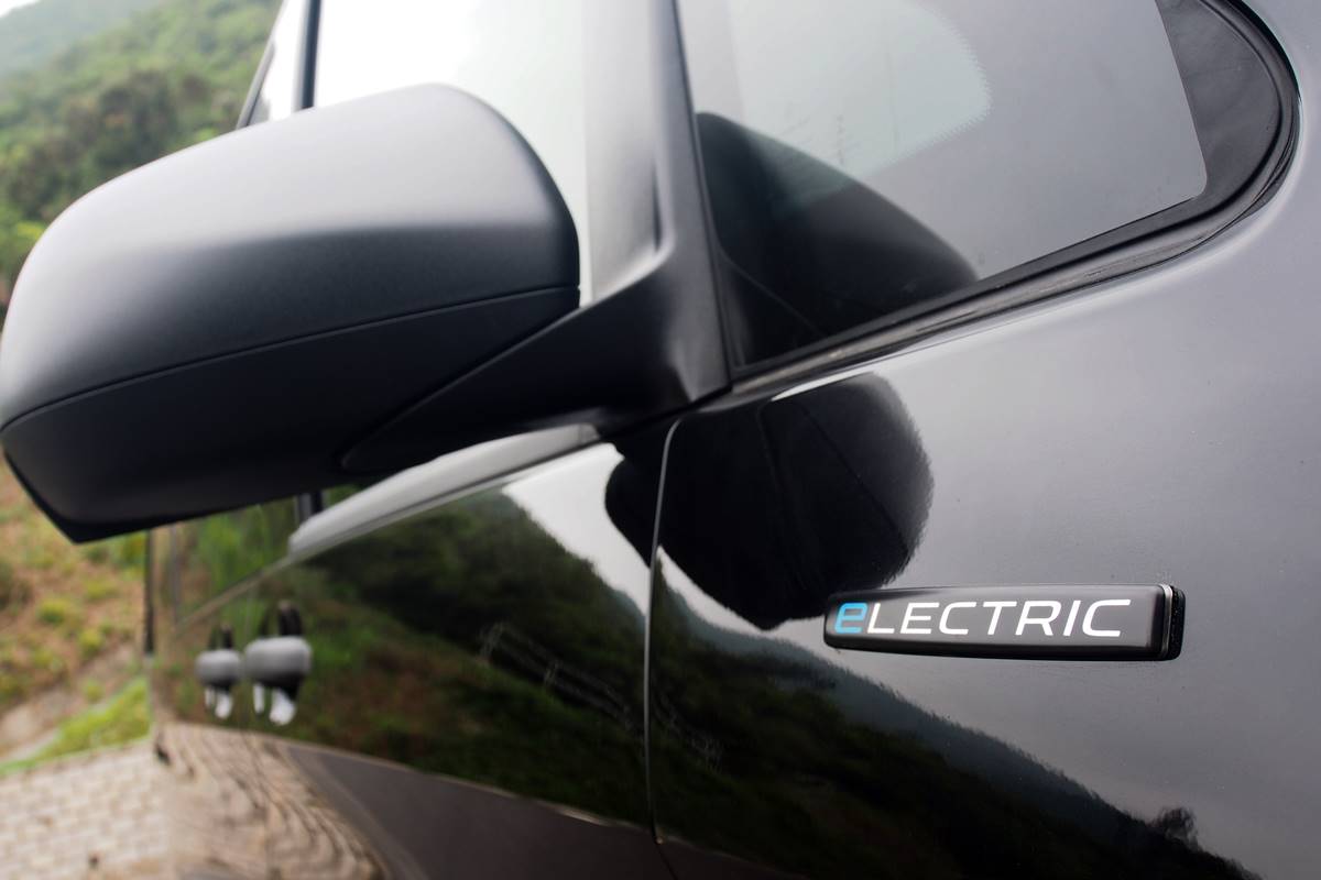 Mercedes-Benz eVito 電動客貨車