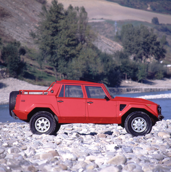 Rambo Lambo ─ Lamborghini LM