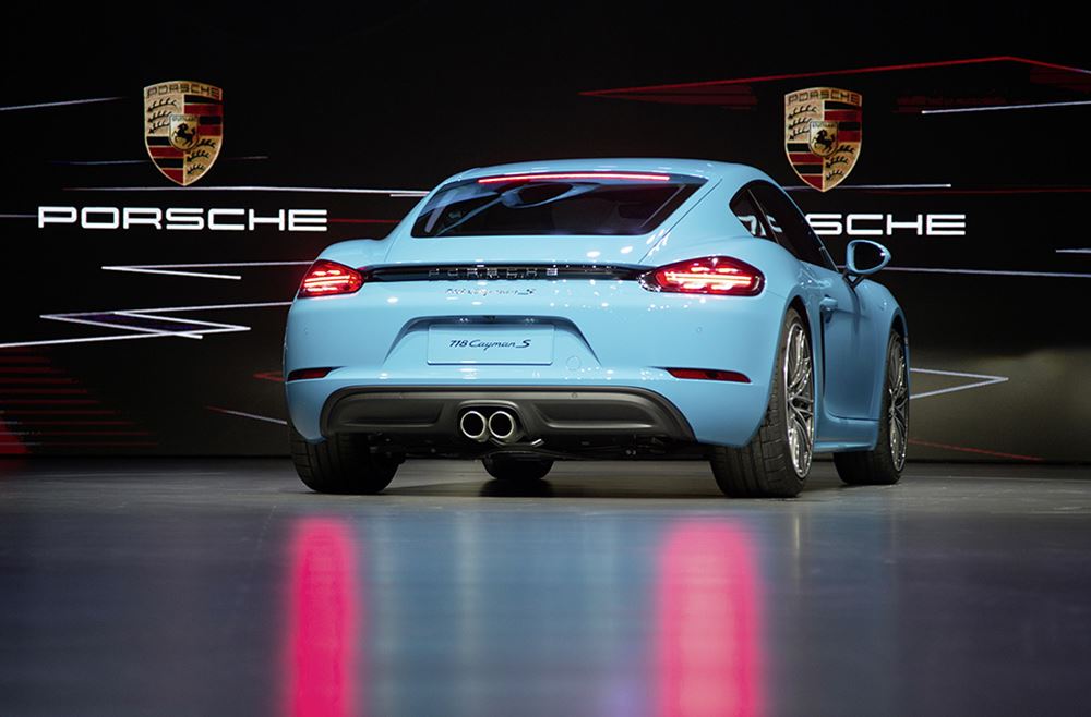 VW推出兩款針對中國市場豪華房車